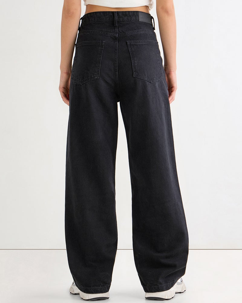 bewakoof Women's Black Baggy Straight Fit Jeans - Image 4